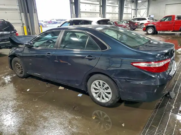 4T1BF1FK7GU245706 2016 TOYOTA CAMRY - Image 2