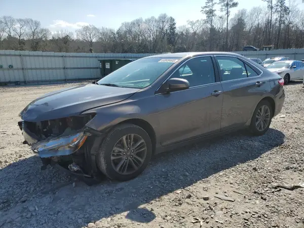 4T1BF1FK7GU247536 2016 TOYOTA CAMRY - Image 1