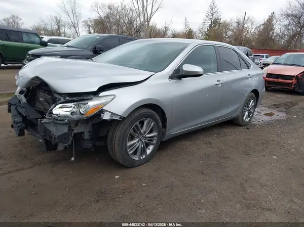 4T1BF1FK7GU247973 2016 TOYOTA CAMRY - Image 2