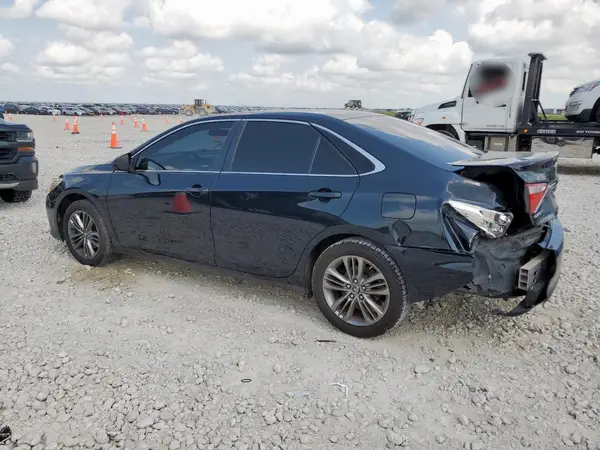 4T1BF1FK7GU248895 2016 TOYOTA CAMRY - Image 2
