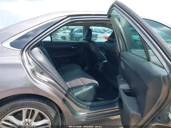 4T1BF1FK7GU254745 2016 TOYOTA CAMRY - Image 8