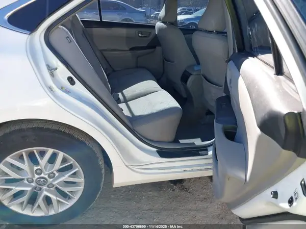 4T1BF1FK7GU258777 2016 TOYOTA CAMRY - Image 8