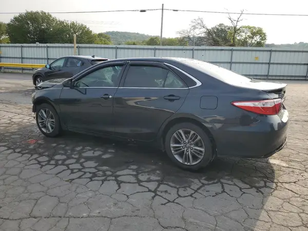 4T1BF1FK7GU259928 2016 TOYOTA CAMRY - Image 2
