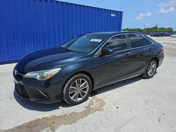 4T1BF1FK7GU267110 2016 TOYOTA CAMRY - Image 1