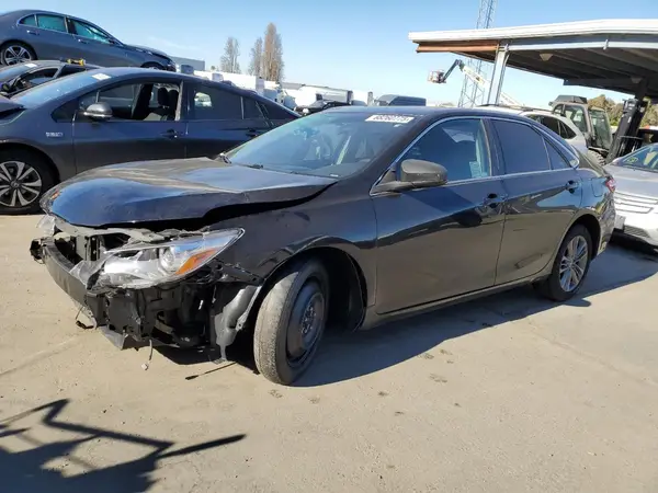 4T1BF1FK7GU500158 2016 TOYOTA CAMRY - Image 1