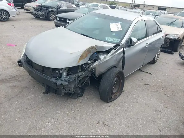 4T1BF1FK7GU500841 2016 TOYOTA CAMRY - Image 2