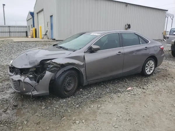 4T1BF1FK7GU501620 2016 TOYOTA CAMRY - Image 1