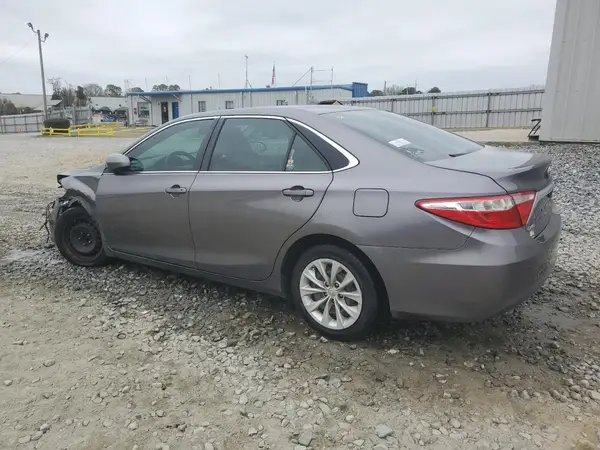 4T1BF1FK7GU501620 2016 TOYOTA CAMRY - Image 2
