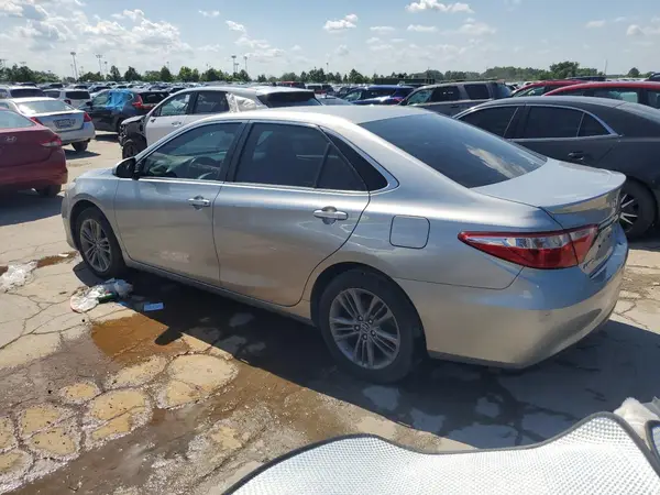 4T1BF1FK7GU505442 2016 TOYOTA CAMRY - Image 2