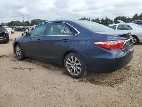 4T1BF1FK7GU508549 2016 TOYOTA CAMRY - Image 2