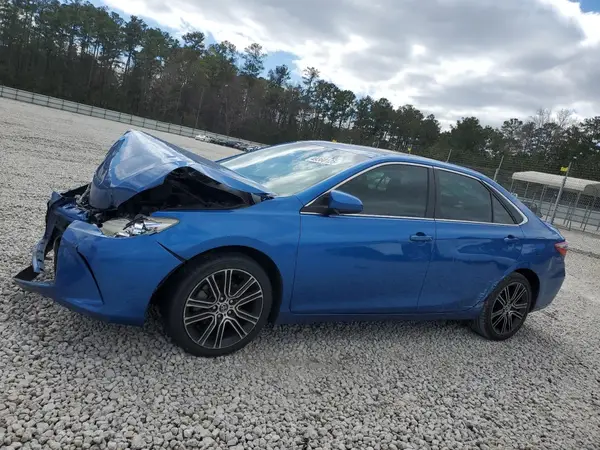 4T1BF1FK7GU519227 2016 TOYOTA CAMRY - Image 1
