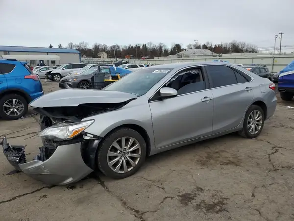 4T1BF1FK7GU528736 2016 TOYOTA CAMRY - Image 1