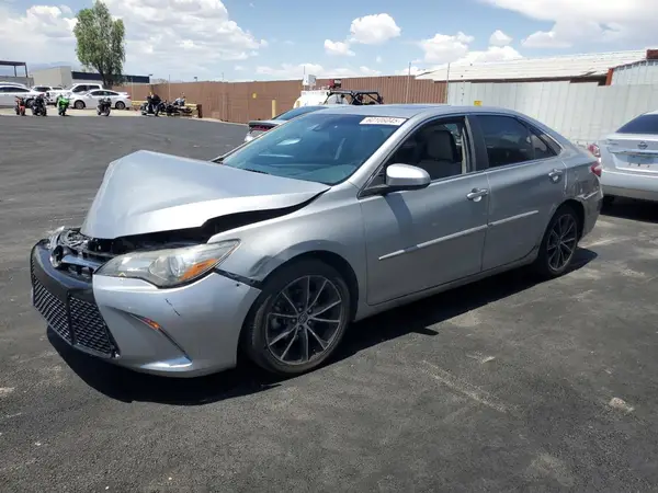 4T1BF1FK7GU529904 2016 TOYOTA CAMRY - Image 1