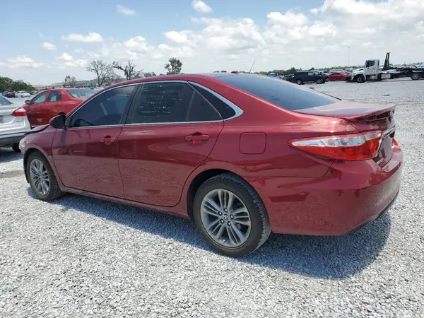 4T1BF1FK7GU531863 2016 TOYOTA CAMRY - Image 2