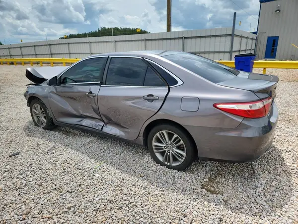 4T1BF1FK7GU536965 2016 TOYOTA CAMRY - Image 2