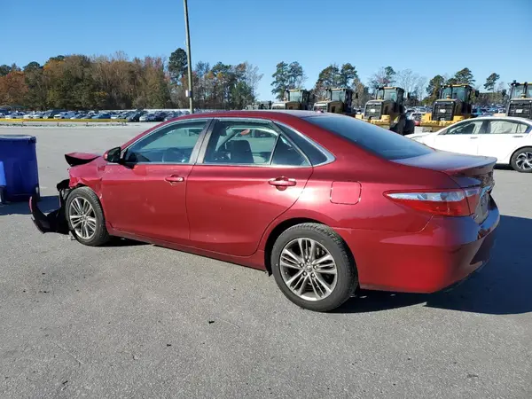 4T1BF1FK7GU538151 2016 TOYOTA CAMRY - Image 2