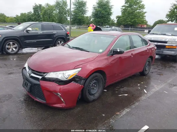 4T1BF1FK7GU538599 2016 TOYOTA CAMRY - Image 2
