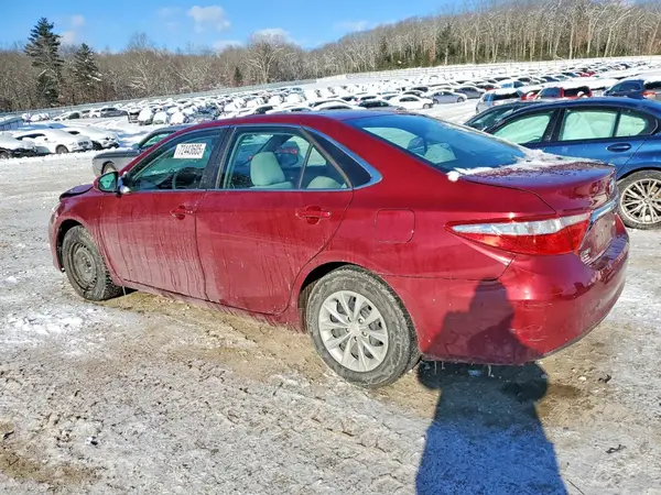 4T1BF1FK7GU539395 2016 TOYOTA CAMRY - Image 2