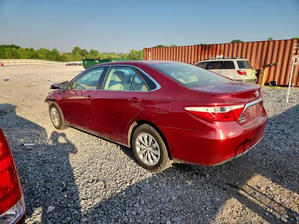 4T1BF1FK7GU543737 2016 TOYOTA CAMRY - Image 2