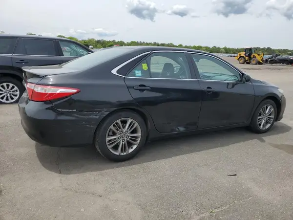 4T1BF1FK7GU546458 2016 TOYOTA CAMRY - Image 2