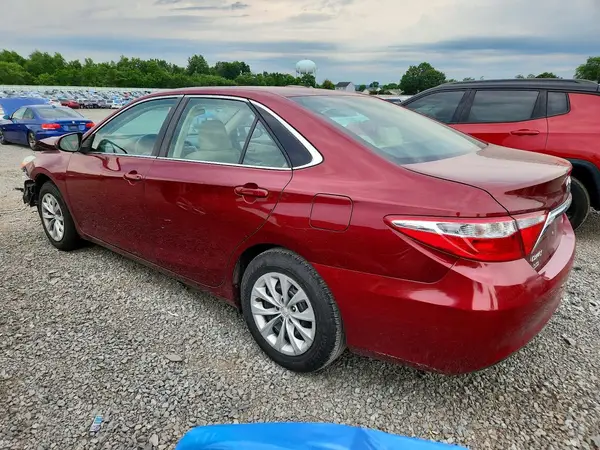 4T1BF1FK7GU546542 2016 TOYOTA CAMRY - Image 2