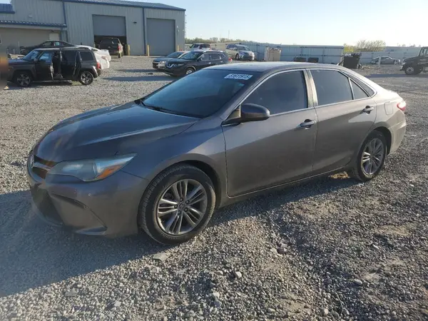 4T1BF1FK7GU547321 2016 TOYOTA CAMRY - Image 1