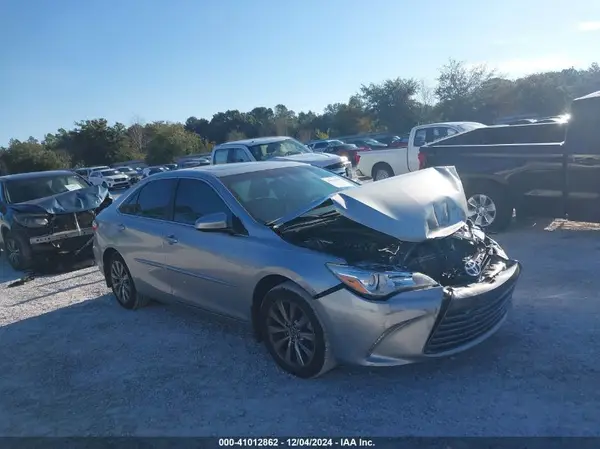 4T1BF1FK7GU547657 2016 TOYOTA CAMRY - Image 1