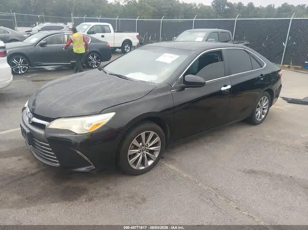 4T1BF1FK7GU552101 2016 TOYOTA CAMRY - Image 2