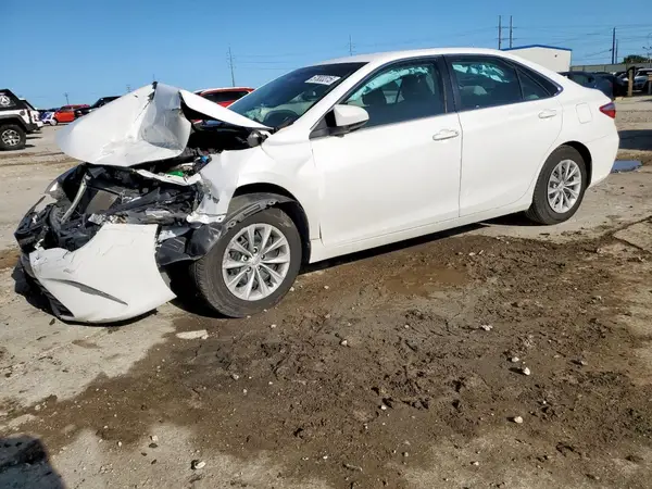 4T1BF1FK7GU553202 2016 TOYOTA CAMRY - Image 1