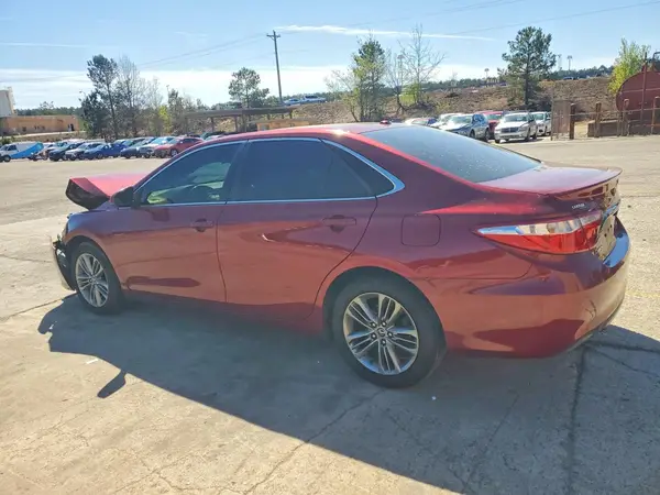 4T1BF1FK7GU554415 2016 TOYOTA CAMRY - Image 2