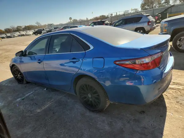 4T1BF1FK7GU559369 2016 TOYOTA CAMRY - Image 2
