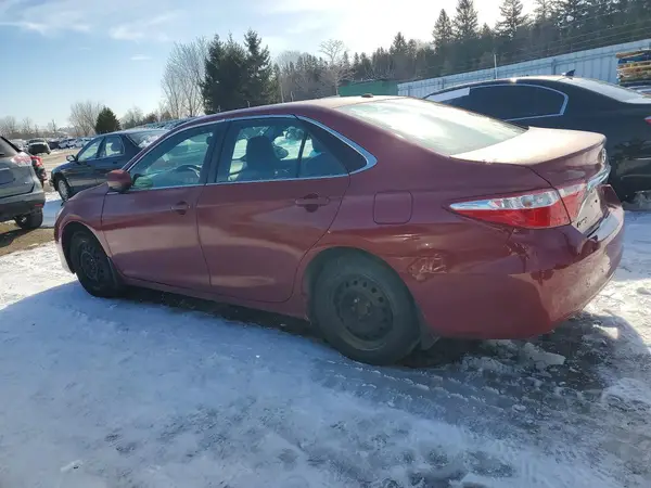 4T1BF1FK7GU560778 2016 TOYOTA CAMRY - Image 2