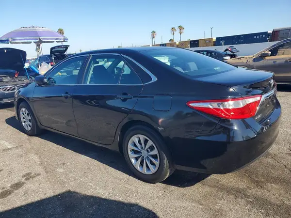 4T1BF1FK7GU565382 2016 TOYOTA CAMRY - Image 2
