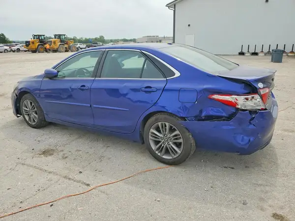 4T1BF1FK7GU567603 2016 TOYOTA CAMRY - Image 2