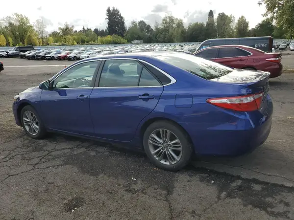 4T1BF1FK7GU568783 2016 TOYOTA CAMRY - Image 2
