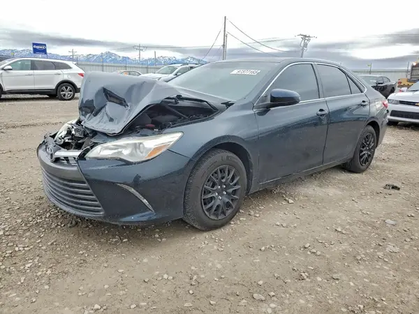 4T1BF1FK7GU571294 2016 TOYOTA CAMRY - Image 1