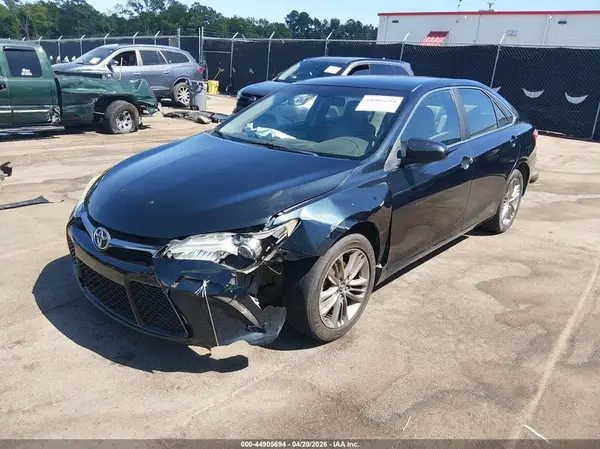 4T1BF1FK7GU571439 2016 TOYOTA CAMRY - Image 2