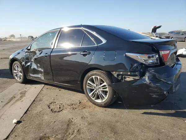4T1BF1FK7GU572316 2016 TOYOTA CAMRY - Image 2