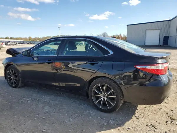 4T1BF1FK7GU573529 2016 TOYOTA CAMRY - Image 2