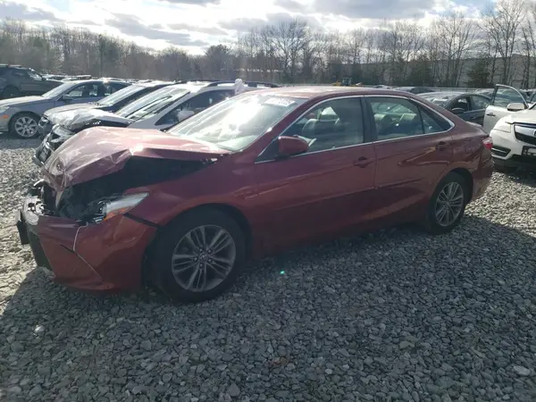 4T1BF1FK7GU575720 2016 TOYOTA CAMRY - Image 1