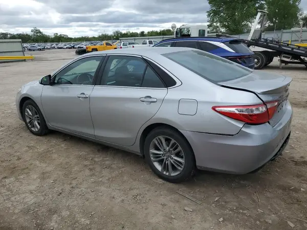 4T1BF1FK7GU579153 2016 TOYOTA CAMRY - Image 2