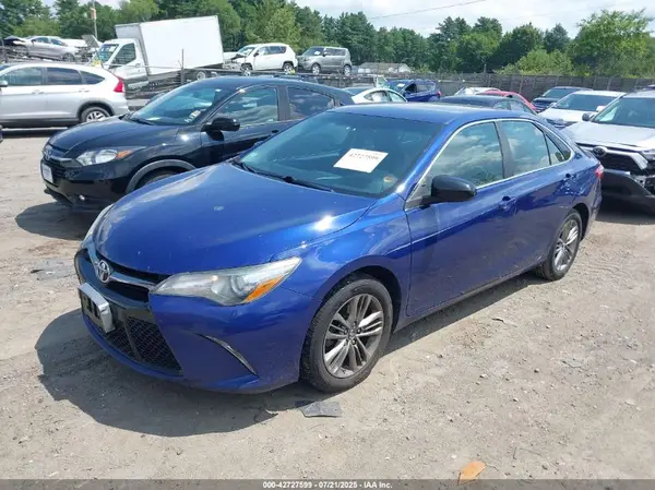 4T1BF1FK7GU585020 2016 TOYOTA CAMRY - Image 2