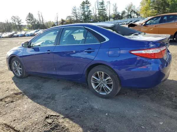 4T1BF1FK7GU585986 2016 TOYOTA CAMRY - Image 2