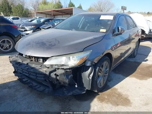 4T1BF1FK7GU594493 2016 TOYOTA CAMRY - Image 2
