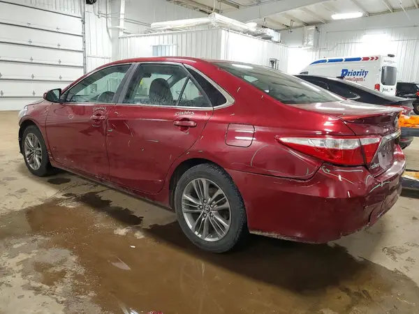 4T1BF1FK7GU598172 2016 TOYOTA CAMRY - Image 2