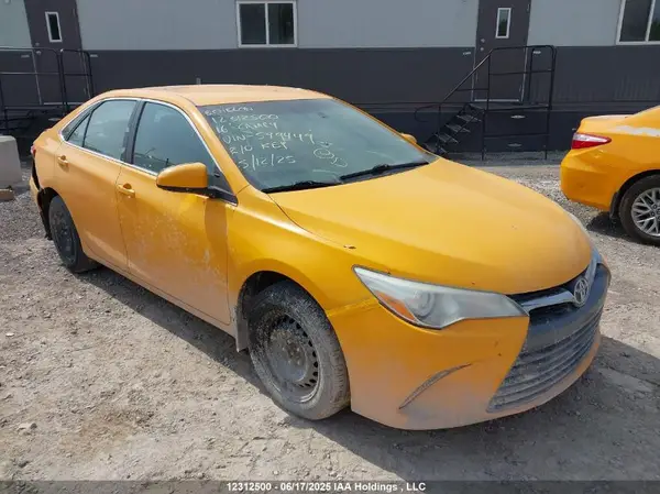 4T1BF1FK7GU599449 2016 TOYOTA CAMRY - Image 1