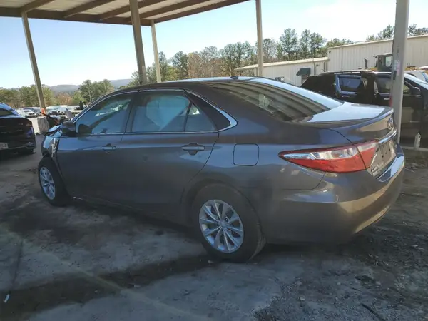 4T1BF1FK7GU602818 2016 TOYOTA CAMRY - Image 2