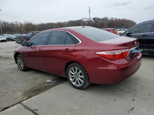 4T1BF1FK7GU608764 2016 TOYOTA CAMRY - Image 2