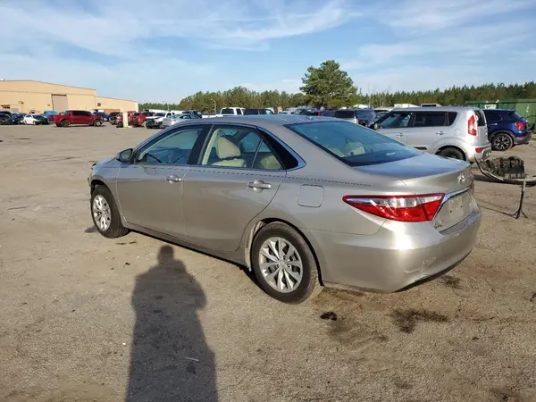4T1BF1FK7GU608781 2016 TOYOTA CAMRY - Image 2