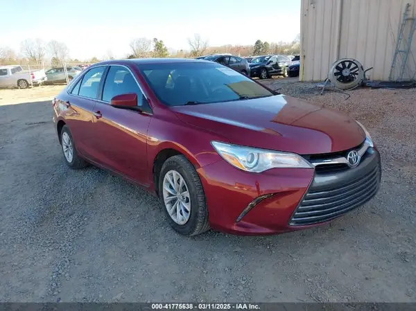 4T1BF1FK7GU609154 2016 TOYOTA CAMRY - Image 1